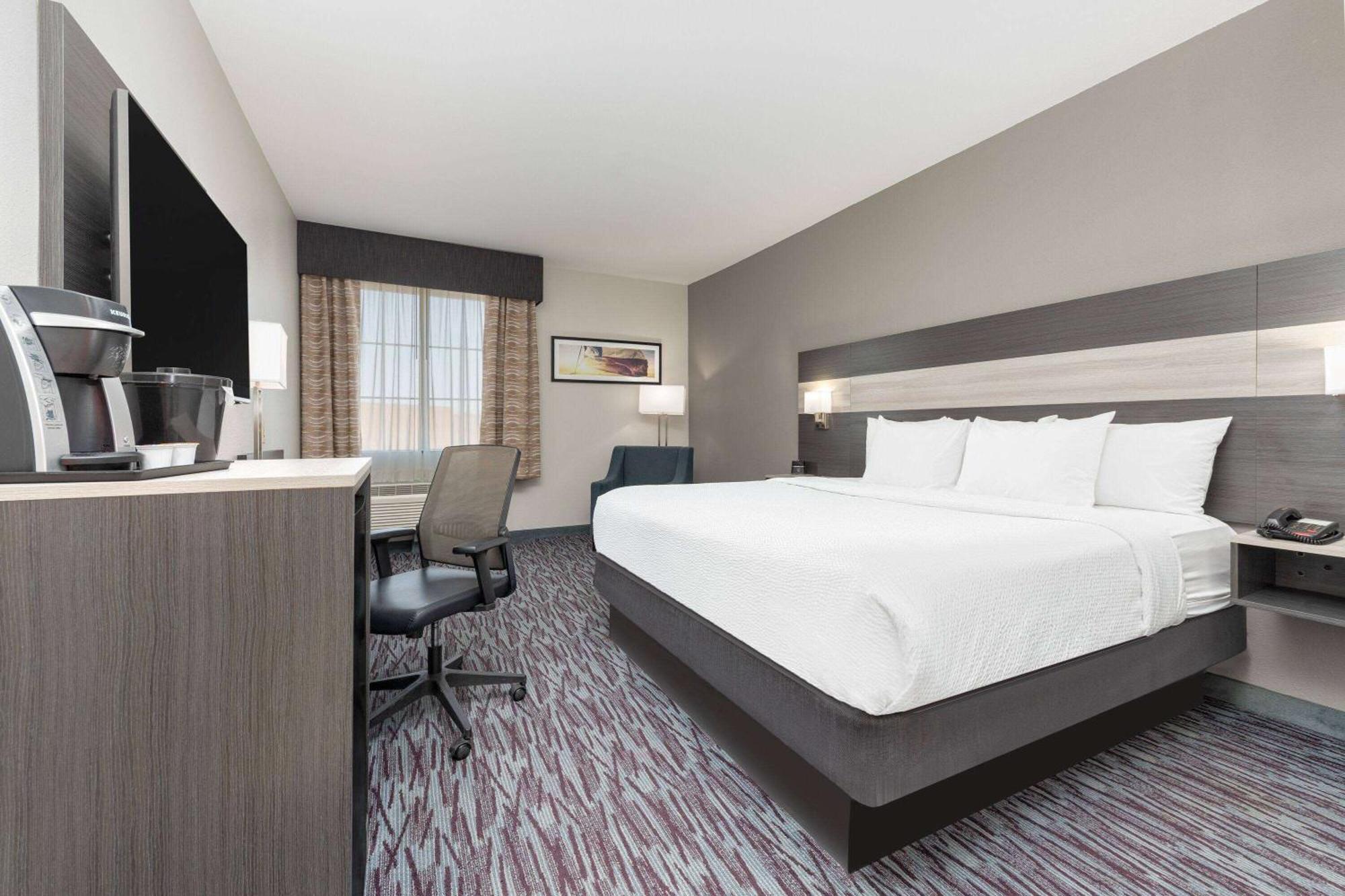 La Quinta By Wyndham Allen At The Village Exterior foto