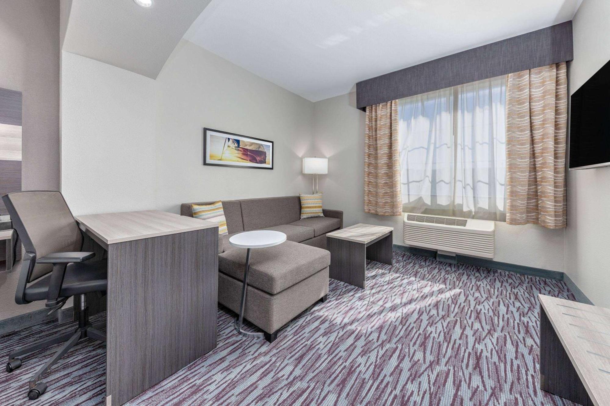 La Quinta By Wyndham Allen At The Village Exterior foto